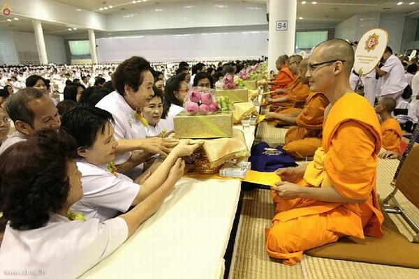 Thái Lan: Chùm ảnh Thiền viện Dhammakaya tổ chức thi Nghiên cứu Kinh tạng Pali cho các chùa toàn quốc