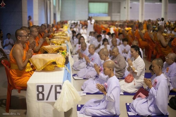 Thái Lan: Chùm ảnh Thiền viện Dhammakaya tổ chức thi Nghiên cứu Kinh tạng Pali cho các chùa toàn quốc