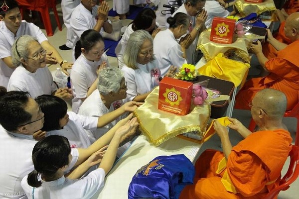 Thái Lan: Chùm ảnh Thiền viện Dhammakaya tổ chức thi Nghiên cứu Kinh tạng Pali cho các chùa toàn quốc