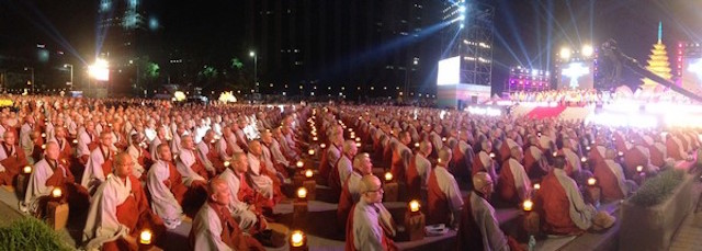 Hàn Quốc: Chùm ảnh Lễ Trai đàn Vô Già Hội hơn 300 nghìn người tham dự