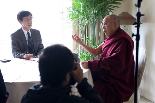 Đức Đạt Lai Lạt Ma viếng thăm Gifu, Kanazawa, Nhật Bản