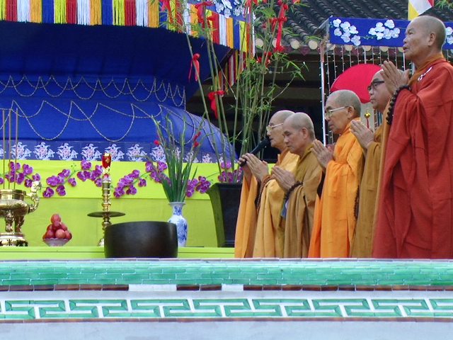 Khánh Hòa: Lễ Tưởng niệm lần thứ 52 ngày Bồ Tát Quảng Đức vị pháp thiêu thân