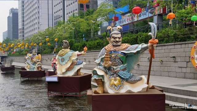 Hàn Quốc: Lung linh lễ hội đèn lồng mừng Phật đản tại trung tâm Seoul