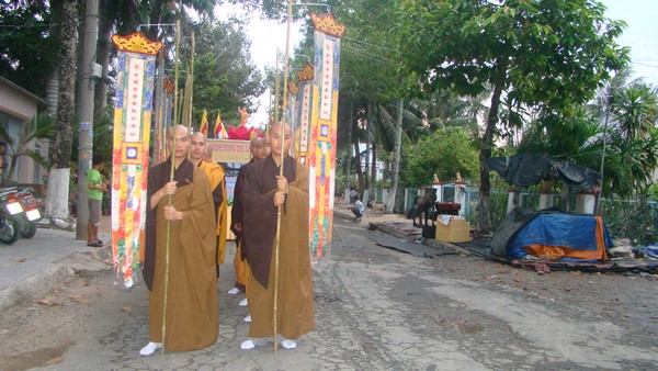 Hà Tiên: Chùm ảnh Đại lễ Phật đản tại biên cương cực nam Tổ quốc