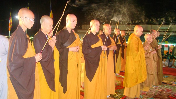 Hà Tiên: Chùm ảnh Đại lễ Phật đản tại biên cương cực nam Tổ quốc