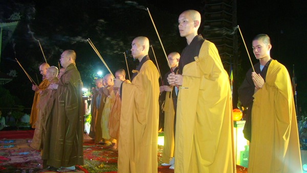 Hà Tiên: Chùm ảnh Đại lễ Phật đản tại biên cương cực nam Tổ quốc