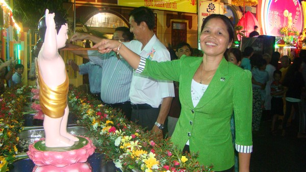 Hà Tiên: Chùm ảnh Đại lễ Phật đản tại biên cương cực nam Tổ quốc