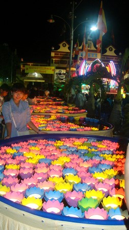 Hà Tiên: Chùm ảnh Đại lễ Phật đản tại biên cương cực nam Tổ quốc