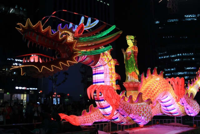 Hàn Quốc: Lung linh lễ hội đèn lồng mừng Phật đản tại trung tâm Seoul
