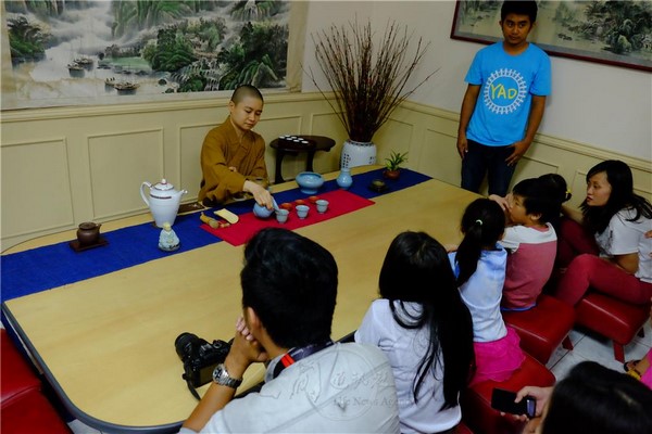 Philippines: Lễ Phật đản, khai mạc Lễ hội Di sản triển lãm văn hóa nghệ thuật PG