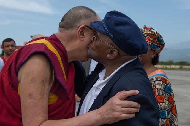 Ấn Độ Chùm ảnh Đức Đạt Lai Lạt Ma đón Tổng giám mục Nam Phi Desmond Tutu