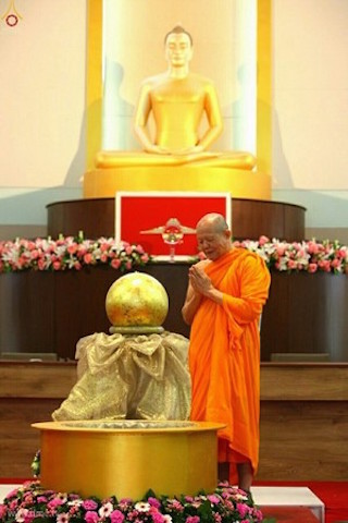 Đức Quốc: Chùm ảnh Lễ Loknimit Okpattsima tại chùa  Wat Phra Dhammakaya, bang Bavaria