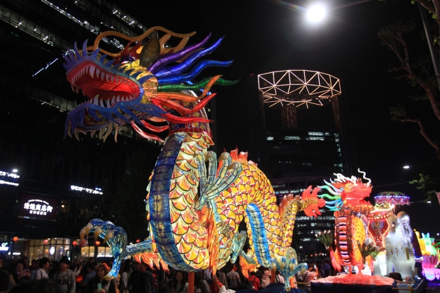 Hàn Quốc: Lung linh lễ hội đèn lồng mừng Phật đản tại trung tâm Seoul