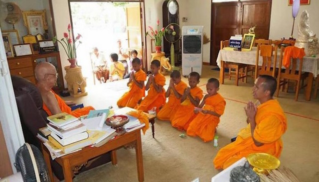 Thái Lan Chú tiểu 8 tuổi thuộc lòng Tứ Diệu Đế