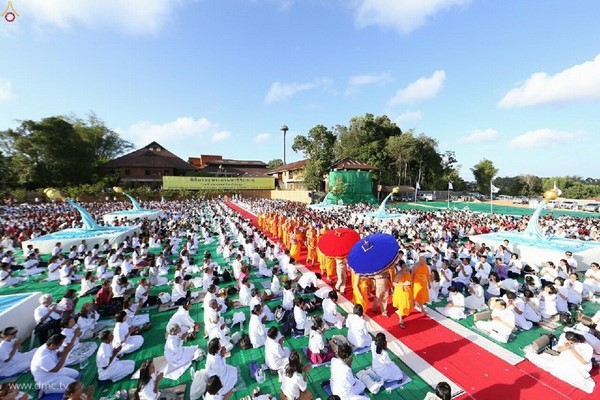 Thái Lan: Chùm ảnh Lễ cung nghinh Xá lợi và đón rước tại ngôi Cổ tự Wat Chedi Luang