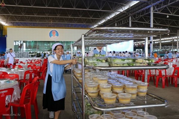 Thái Lan: Chùm ảnh Sự kiện Ngày Trái Đất tổ chức tại Tu viện viện Wat Phra Dhammakaya, Bangkok