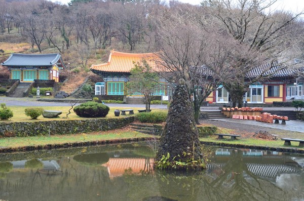 Hàn Quốc: Chùm ảnh Danh lam thắng cảnh Quan Âm Cổ Tự đảo Jeju