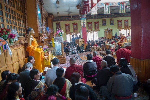 Ấn Độ: Chùm ảnh đức Đạt Lai Lạt Ma chia sẻ Pháp thoại tại Tu viện Jokhang, và học sinh Trường Jamyang, Ladakh