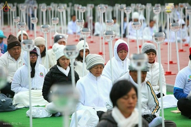 Đức Quốc: Chùm ảnh Lễ Loknimit Okpattsima tại chùa  Wat Phra Dhammakaya, bang Bavaria
