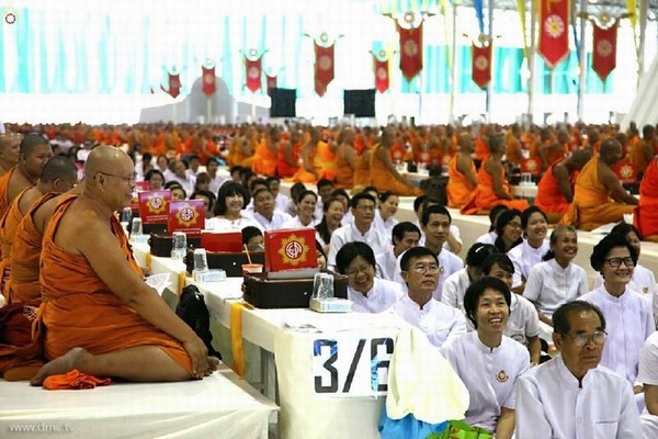 Thái Lan: Chùm ảnh Thiền viện Dhammakaya tổ chức thi Nghiên cứu Kinh tạng Pali cho các chùa toàn quốc
