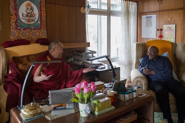 Ấn Độ Chùm ảnh Đức Đạt Lai Lạt Ma đón Tổng giám mục Nam Phi Desmond Tutu