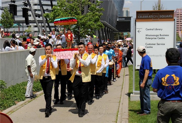 Canada: Chương trình văn hóa Phật chào mừng ngày Phật đản PL. 2559