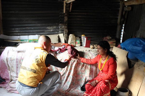 Chùm ảnh Phật giáo Hàn Quốc cứu trợ nạn động đất tại Nepal