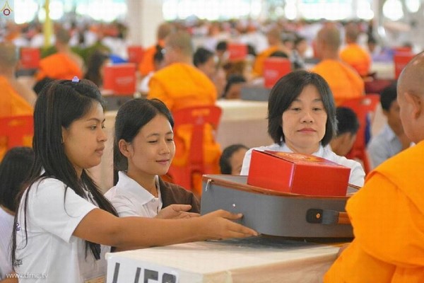 Thái Lan: Chùm ảnh Thiền viện Dhammakaya tổ chức thi Nghiên cứu Kinh tạng Pali cho các chùa toàn quốc