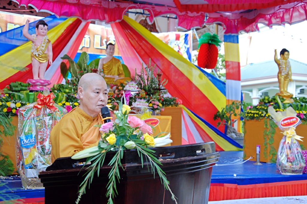 Tây Nguyên: Lễ Phật Đản và Kiết Giới An Cư tại Tịnh xá Ngọc Trung