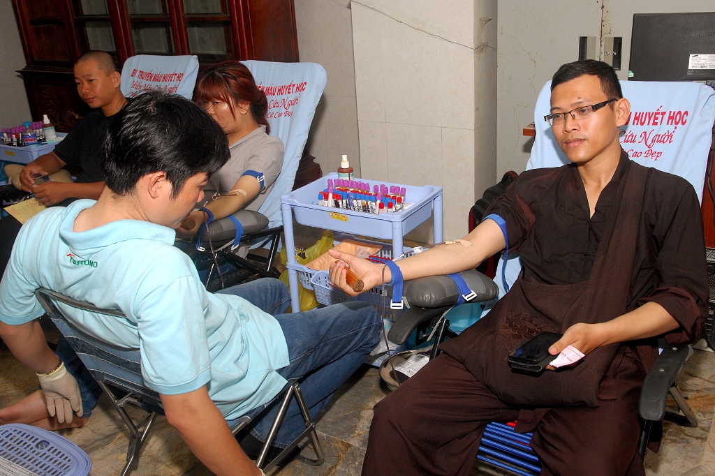 Quỹ Đạo Phật Ngày Nay tổ chức Hiến máu nhân đạo Lần 2