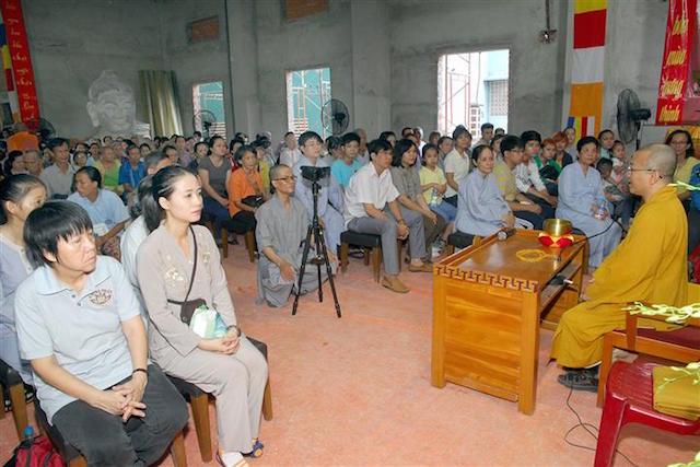TT. Thích Nhật Từ thuyết giảng: &quot;Thân người khó được, Phật Pháp khó nghe&quot;