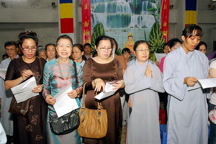 TP. HCM: Chùa Giác Ngộ tổ chức lễ Tắm Phật và Quy Y Tam Bảo