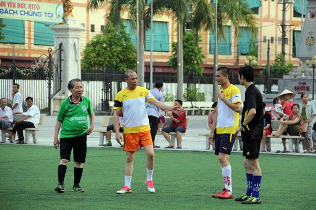Thái Bình :CLB Bóng đá Chùa Phù Liễn đá giao lưu với đội bóng Tòa Giám mục Thái Bình