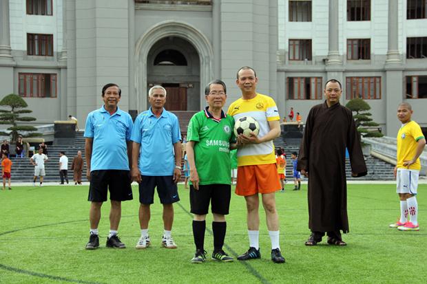 Thái Bình :CLB Bóng đá Chùa Phù Liễn đá giao lưu với đội bóng Tòa Giám mục Thái Bình