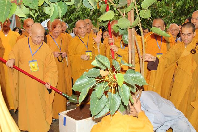 Đăk Lăk: Khai Mạc Hội Thảo Hoằng Pháp Các Tỉnh Tây Nguyên