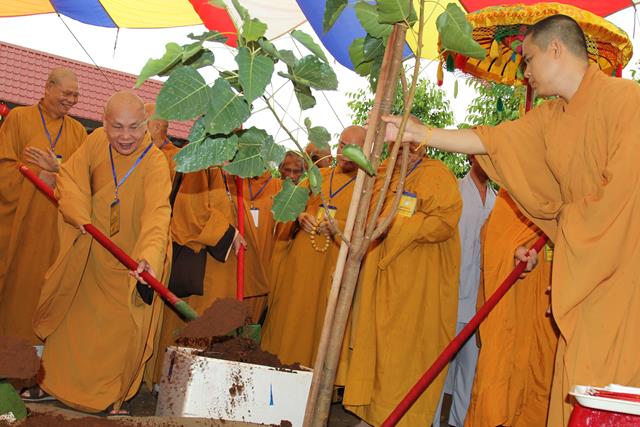 Đăk Lăk: Khai Mạc Hội Thảo Hoằng Pháp Các Tỉnh Tây Nguyên