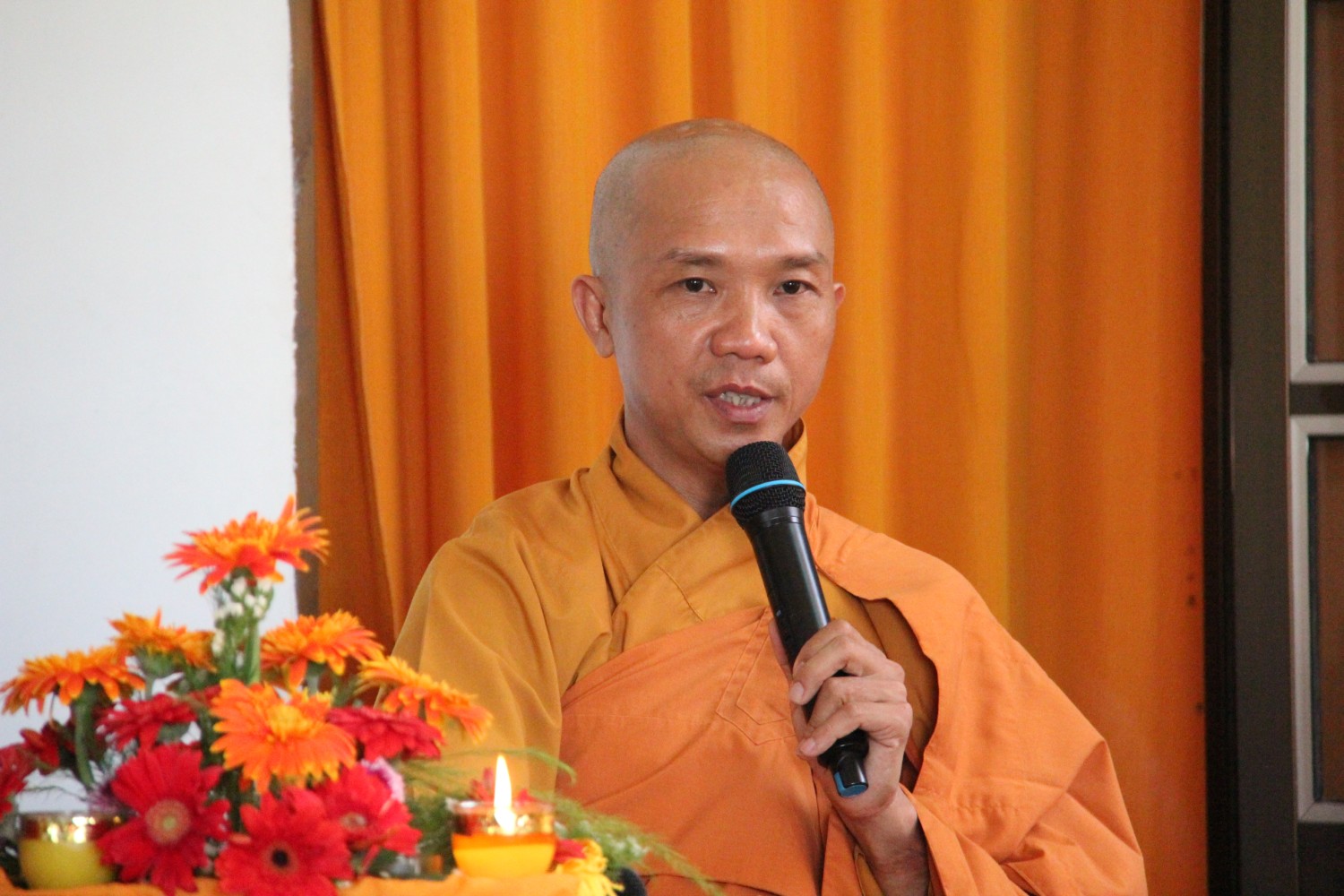 Thiền Tự Trúc Lâm Viên giác tổ chức Đại lễ Phật Đản  PL.2559  DL.2015