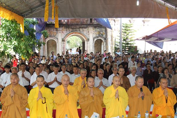 Hà Nội: Chùa Phả Quang Lễ Tắm Phật, Khởi Công Xây Dựng Tam Bảo.