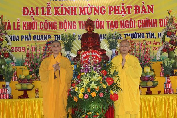 Hà Nội: Chùa Phả Quang Lễ Tắm Phật, Khởi Công Xây Dựng Tam Bảo.