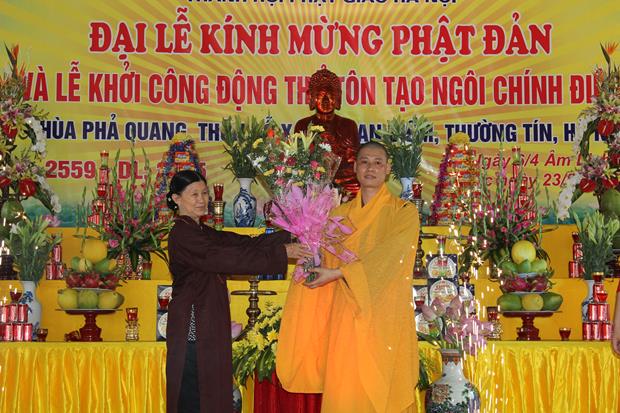 Hà Nội: Chùa Phả Quang Lễ Tắm Phật, Khởi Công Xây Dựng Tam Bảo.