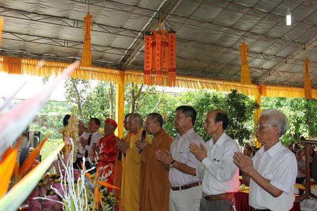 Hà Nội: Chùa Phả Quang Lễ Tắm Phật, Khởi Công Xây Dựng Tam Bảo.