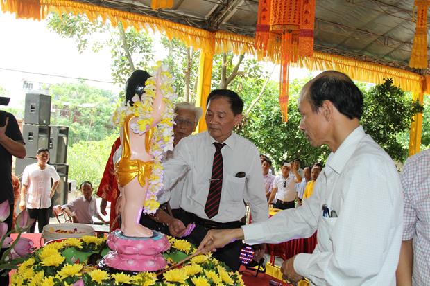 Hà Nội: Chùa Phả Quang Lễ Tắm Phật, Khởi Công Xây Dựng Tam Bảo.