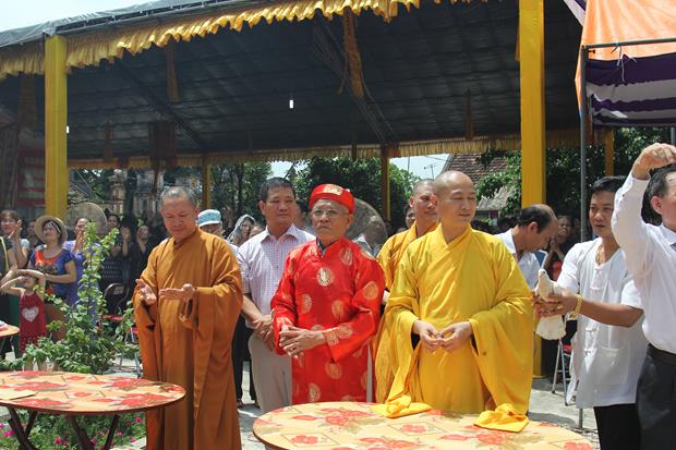 Hà Nội: Chùa Phả Quang Lễ Tắm Phật, Khởi Công Xây Dựng Tam Bảo.