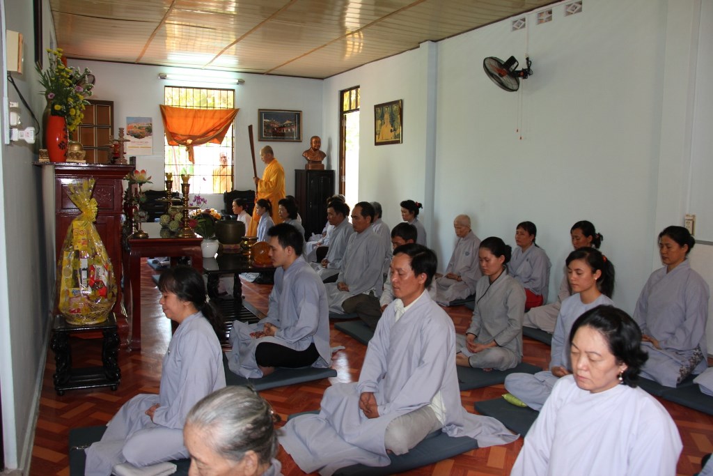 Khóa tu &quot;Một ngày Thiền tập&quot; tại Thiền Tự Trúc Lâm Viên Giác  nhân mùa Hè năm Ất Mùi - 2015