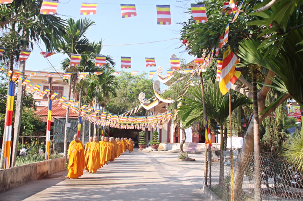 Tây Nguyên: Lễ Phật Đản và Kiết Giới An Cư tại Tịnh xá Ngọc Trung