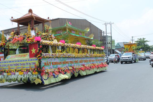 Đồng Tháp: Cung Nghinh Tôn Tượng Cố HT. Thích Trí Tịnh