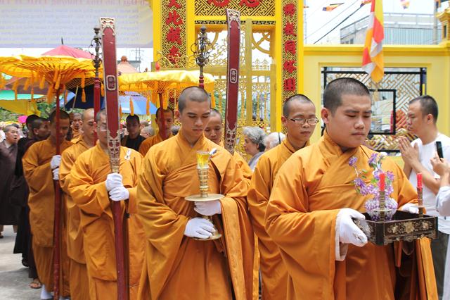 Đồng Tháp: Cung Nghinh Tôn Tượng Cố HT. Thích Trí Tịnh