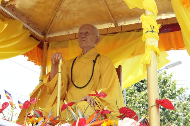 Đồng Tháp: Cung Nghinh Tôn Tượng Cố HT. Thích Trí Tịnh