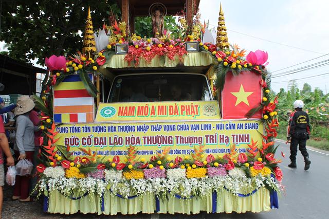 Đồng Tháp: Cung Nghinh Tôn Tượng Cố HT. Thích Trí Tịnh