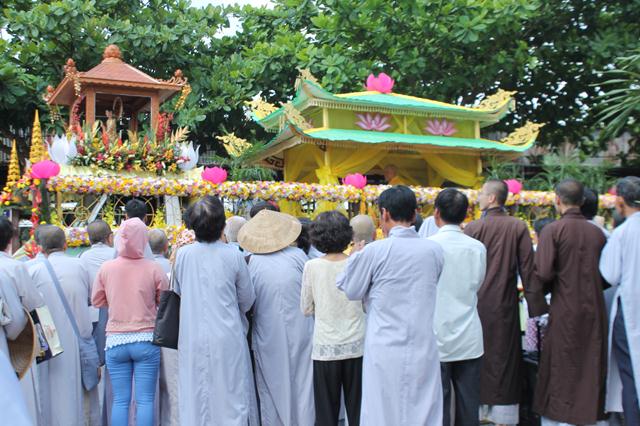 Đồng Tháp: Cung Nghinh Tôn Tượng Cố HT. Thích Trí Tịnh